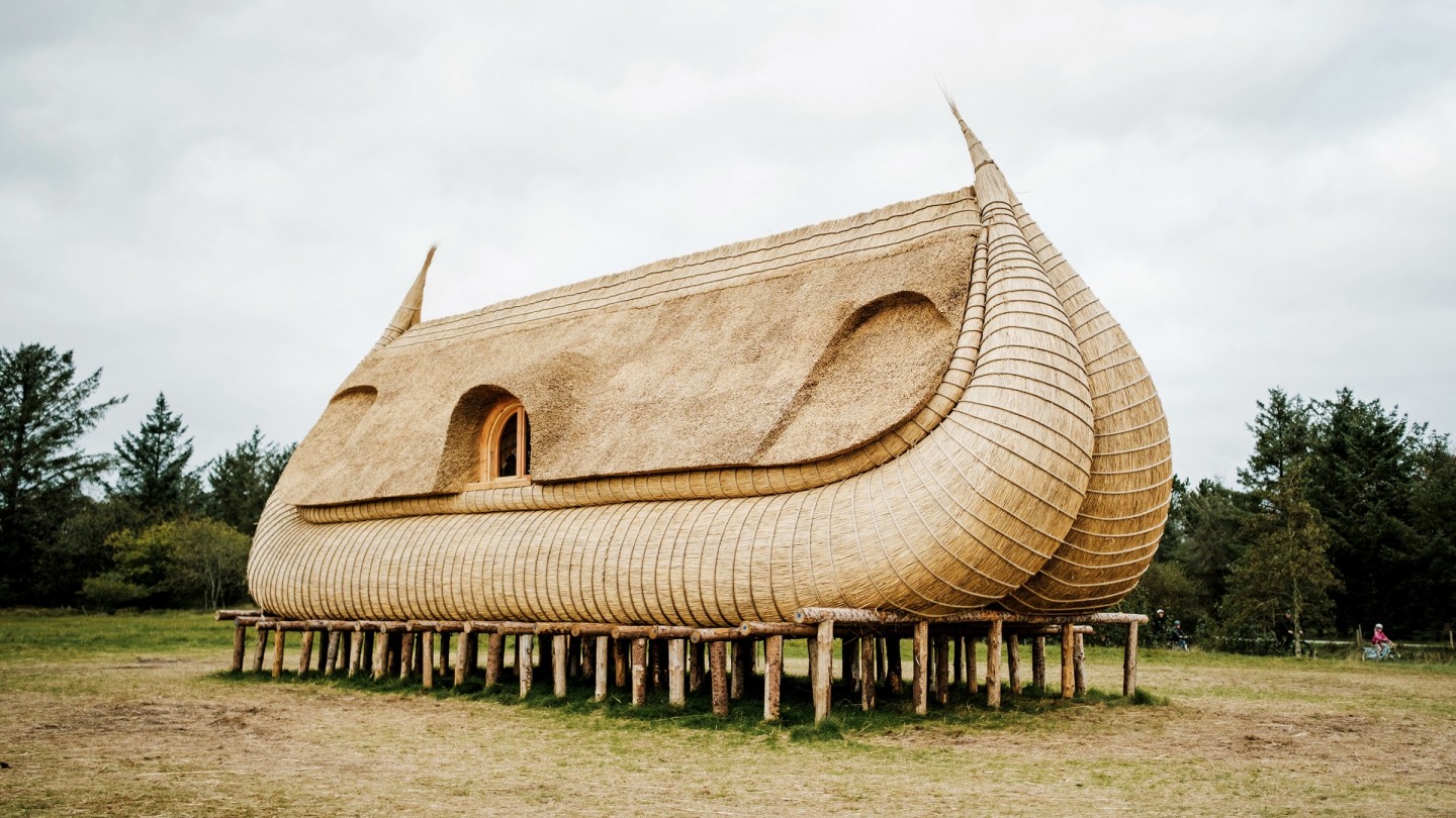 Houseboat for Ho, Simon Starling’s modern ark