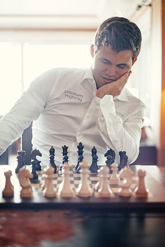 Magnus Carlsen Play Live Challenge simul